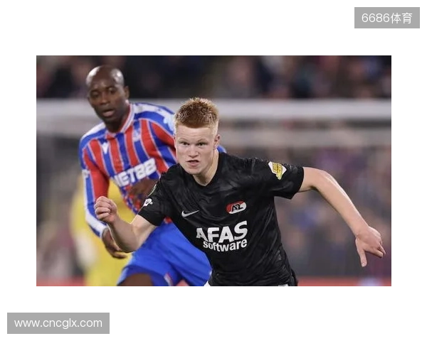 电讯报:纽卡有意引进小将斯密特,该球员非常乐意在一月加盟